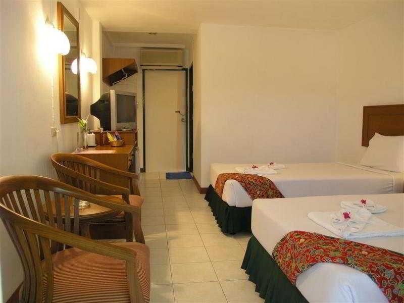 Phuket Kamala Beach Inn المظهر الخارجي الصورة